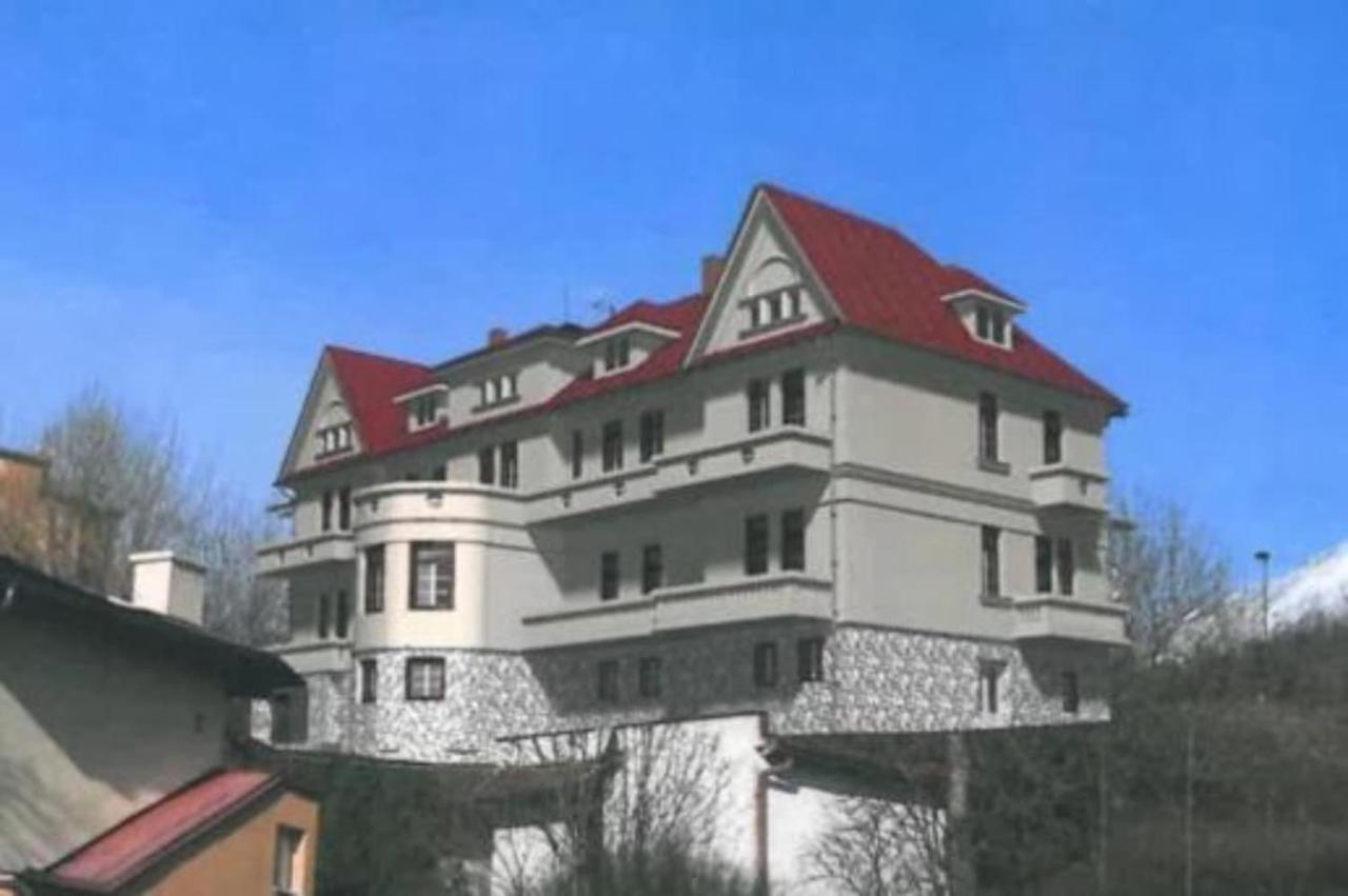 Apartman Ostry Vrsok V Starom Smokovci Apartman Vysoké Tatry Kültér fotó